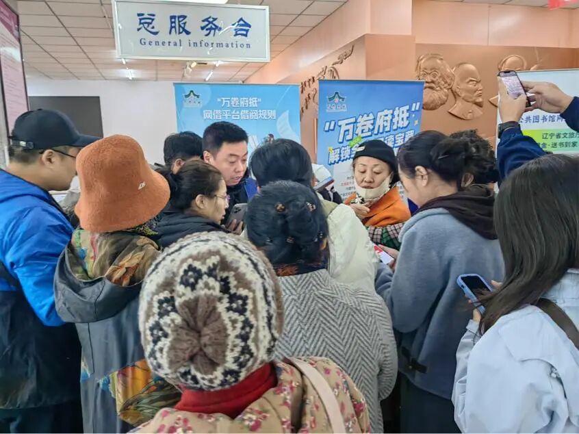 北大博士卢冶做客朝图解码推理文学——万卷府抵推广现场人气爆棚